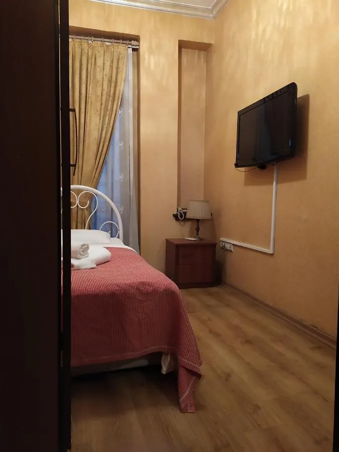 Istanbul Irish Hotel 2*,